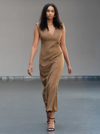 POISE Robe